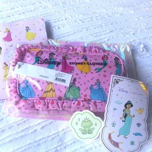 NWT Stoney Clover x Disney small pouch 💕